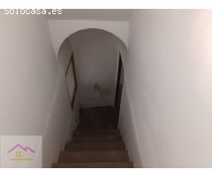 CASA CON GARAJE