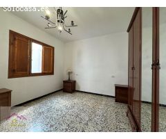 CASA CON GARAJE AMPLIO