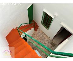 CASA CON GARAJE AMPLIO