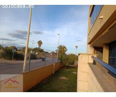 piso planta baja con una terraza de 54 metros