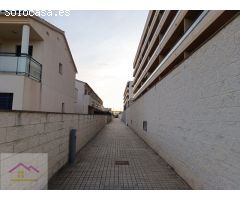 piso planta baja con una terraza de 54 metros