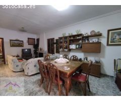 GRAN OPORTUNIDAD CASA CON 8 HABITACIONES