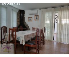 IDEAL PARA UNA GRAN FAMILIA PARA VIVIR EN UNA ZONA TRANQUILA CON FACIL ACCESO A