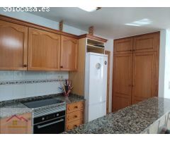 IDEAL PARA UNA GRAN FAMILIA PARA VIVIR EN UNA ZONA TRANQUILA CON FACIL ACCESO A