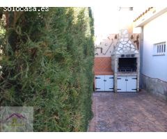 IDEAL PARA UNA GRAN FAMILIA PARA VIVIR EN UNA ZONA TRANQUILA CON FACIL ACCESO A