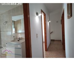 IDEAL PARA UNA GRAN FAMILIA PARA VIVIR EN UNA ZONA TRANQUILA CON FACIL ACCESO A