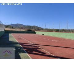 IDEAL PARA UNA GRAN FAMILIA PARA VIVIR EN UNA ZONA TRANQUILA CON FACIL ACCESO A