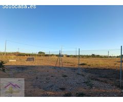 CHALET INDEPENDIENTE CON TERRENO Y PISCINA PRIVADA
