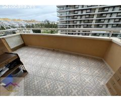 PISO DE TRES HABITACIONES PRIMERA LINEA DE LA PLAYA
