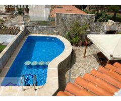 CHALET PAREADO ZONA DE LAS FUENTES