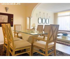 Amplio apartamento de 3 dormitorios en alquiler en Magna Marbella, Nueva