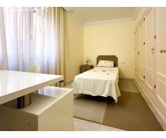 Amplio apartamento de 3 dormitorios en alquiler en Magna Marbella, Nueva