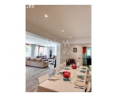 MAGNÍFICA FINCA CON 3 PROPIEDADES INDEPENDIENTES Y GRAN JARDÍN.