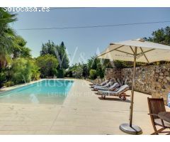 MAGNÍFICA FINCA CON 3 PROPIEDADES INDEPENDIENTES Y GRAN JARDÍN.