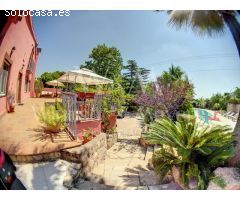 MAGNÍFICA FINCA CON 3 PROPIEDADES INDEPENDIENTES Y GRAN JARDÍN.