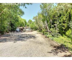 MAGNÍFICA FINCA CON 3 PROPIEDADES INDEPENDIENTES Y GRAN JARDÍN.