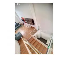 ESPECTACULAR TRIPLEX EN LA ZONA DE NEGOCIOS DE LHOSPITALET