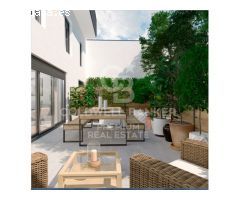Dúplex en planta baja con patio cerca del Monestir