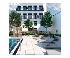 Magnífico dúplex ático con dos balcones y terraza superior de 37m2