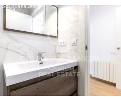 Villa contemporánea en Matadepera con impresionantes vistas a Montserrat y La