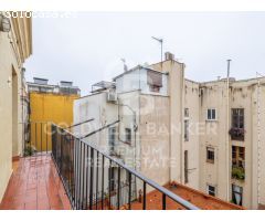 Villa contemporánea en Matadepera con impresionantes vistas a Montserrat y La