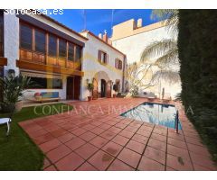 BONITA Y ESPECTACULAR CASA EN EL CENTRO DE CANET DE MAR