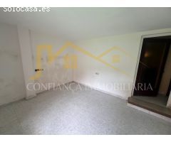 CASA CON DOS VIVIENDAS INDEPENDIENTES SANT HILARI