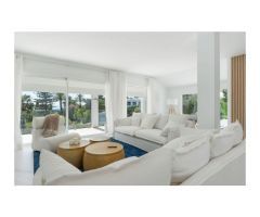Villa recientemente renovada al este de Marbella