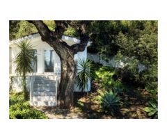 Villa recientemente renovada al este de Marbella