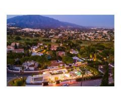 Villa en venta en Nueva Andalucia - Marbella