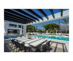 Villa en venta en Nueva Andalucia - Marbella