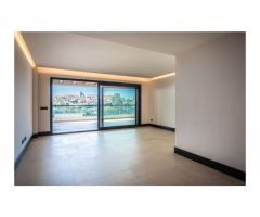 Apartamento a estrenar junto al lago con increíbles vistas al mar