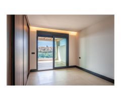 Apartamento a estrenar junto al lago con increíbles vistas al mar