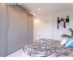 Maravillosa Villa de lujo independiente con gran parcela ( 327 m2), piscina