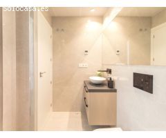 Maravillosa Villa de lujo independiente con gran parcela ( 327 m2), piscina
