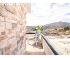 Maravillosa Villa de lujo independiente con gran parcela ( 327 m2), piscina