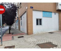 Gran Local Comercial con salida de humos, DE 2 A 3 MESES DE CARENCIA SEGUN