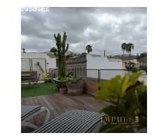 Lujosa Residencia con Increíbles Vistas al Risco en Gran Canaria - Oportunidad