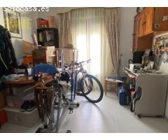 Se vende bonita casa en uno de los barrios más emblemáticos de Ronda con cochera