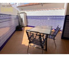 Se vende bonita casa en uno de los barrios más emblemáticos de Ronda con cochera
