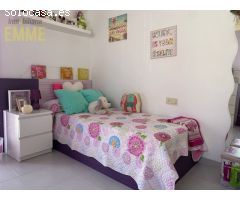 Se vende bonita casa en uno de los barrios más emblemáticos de Ronda con cochera