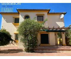 GRAN CASA EN ZONA DE LA PLANILLA