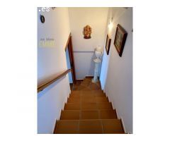 PRECIOSA CASA EN ARRIATE CON GRAN COCHERA CERRADA