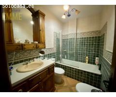 PRECIOSA CASA EN ARRIATE CON GRAN COCHERA CERRADA