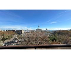 Vivienda exclusiva con impresionantes vistas al mar y al puerto de Barcelona