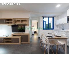 Zona Parque Santa Catalina- Canteras. Estupendo piso de dos habitaciones.