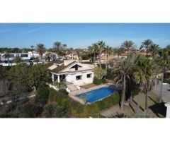 VILLA EN PRIMERA LINEA DE PLAYA CABO ROIG