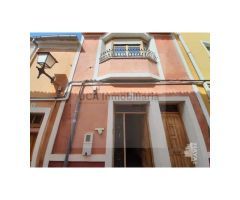 CHALET ADOSADO EN VENTA EN BULLAS DE 266 m2 Y TRES DORMITORIOS