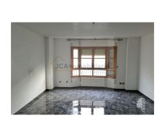CHALET ADOSADO EN VENTA EN BULLAS DE 266 m2 Y TRES DORMITORIOS