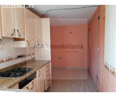 CASA DE 90 METROS CUADRADOS Y 3 HABITACIONES